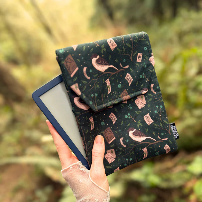 Shield of Sparrows Padded E-reader Sleeve (Wide Size Kindle Oasis/Kobo Libra) - Devney Perry
