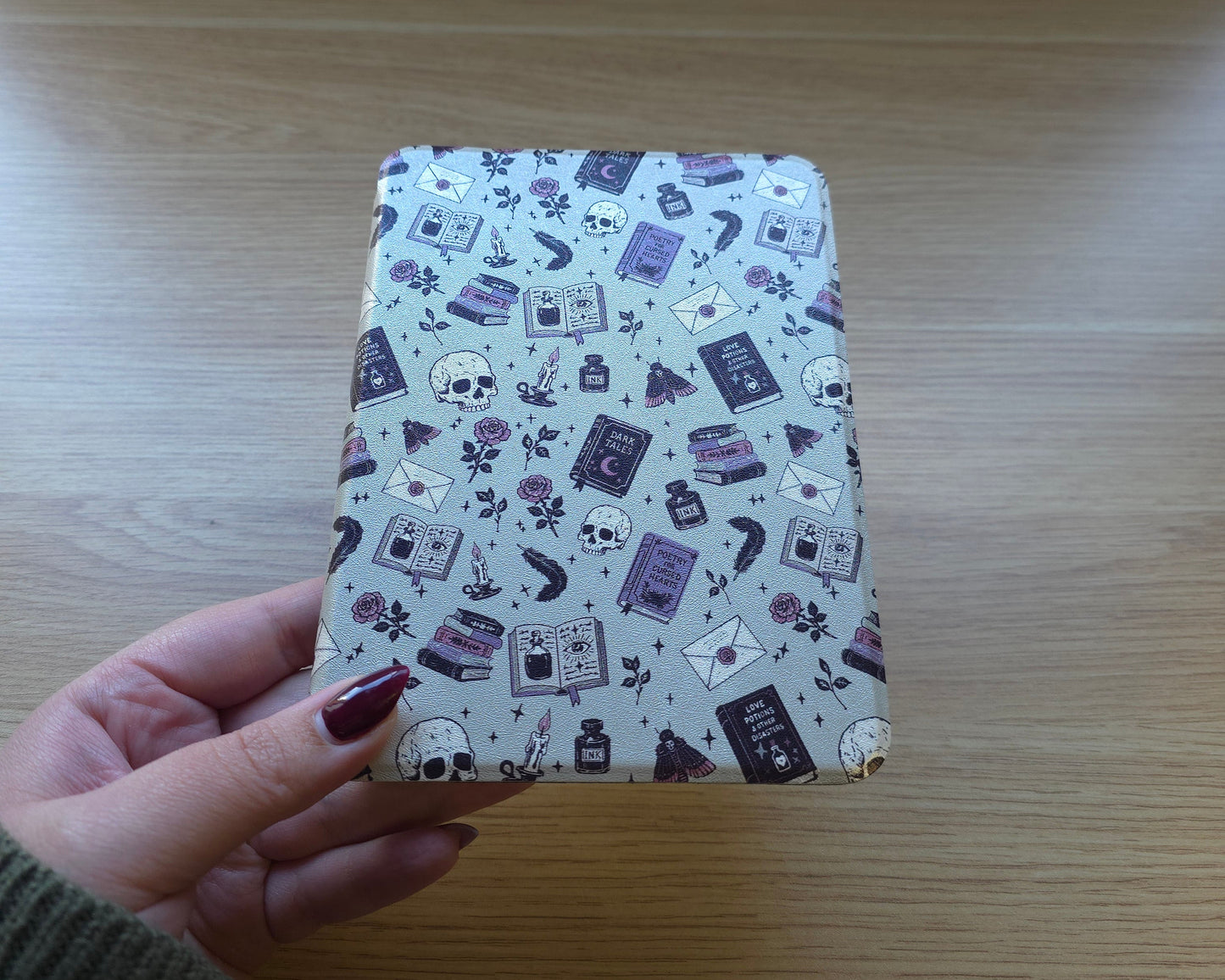Magnetic Kindle Cases | Paperwhite 12th Gen & Colorsoft